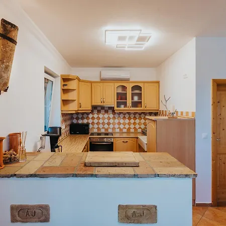 Holiday home Amannsberger Wineyardlodge Nagyharsany