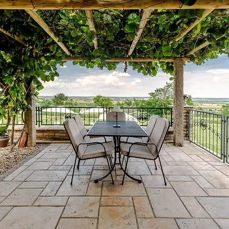 Amannsberger Wineyardlodge Nagyharsany